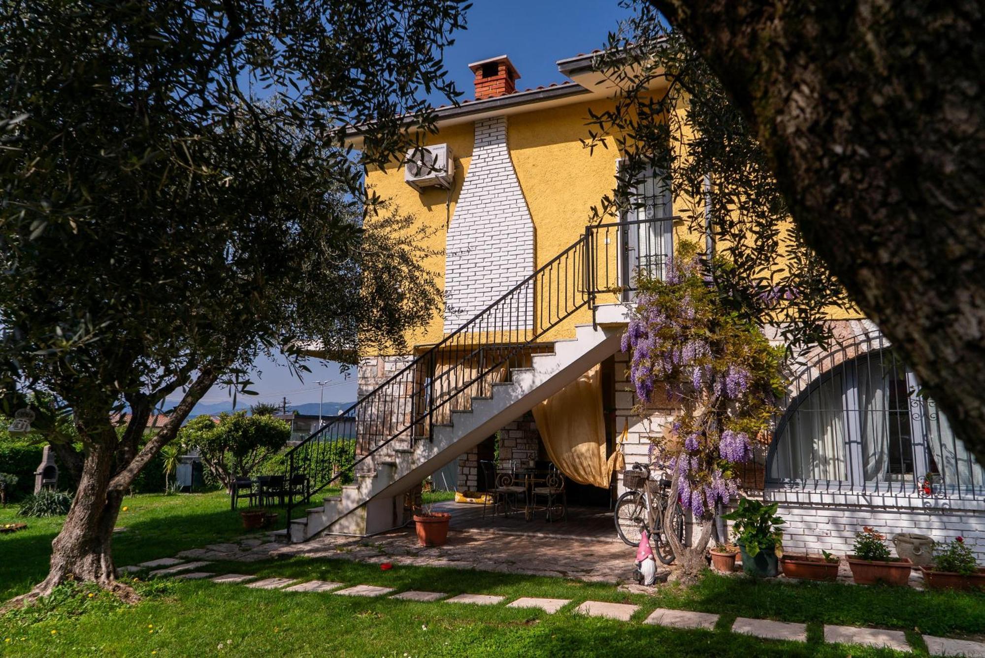 Villa La Magnolia - Private Beach Access, Garden, Views Lazise Eksteriør bilde